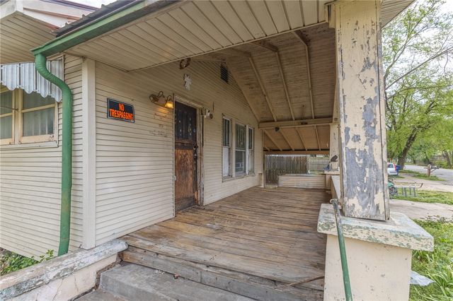 605 S Maxwell Street, Siloam Springs, AR 72761