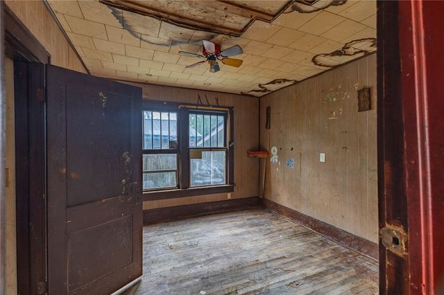 605 S Maxwell Street, Siloam Springs, AR 72761
