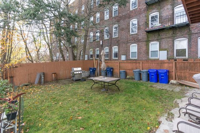 214 South St 1, Boston, MA 02130