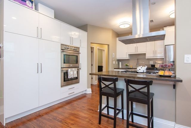 214 South St 1, Boston, MA 02130