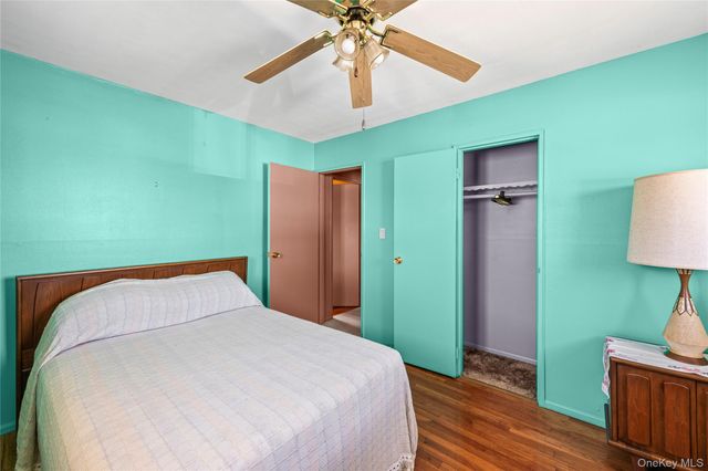 37 Evergreen Avenue, Bethpage, NY 11714