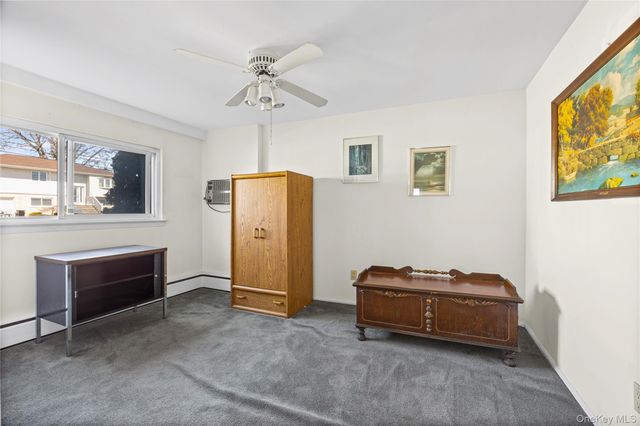 37 Evergreen Avenue, Bethpage, NY 11714