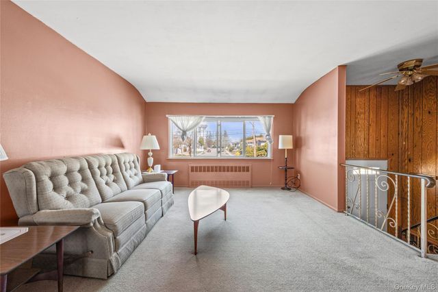 37 Evergreen Avenue, Bethpage, NY 11714