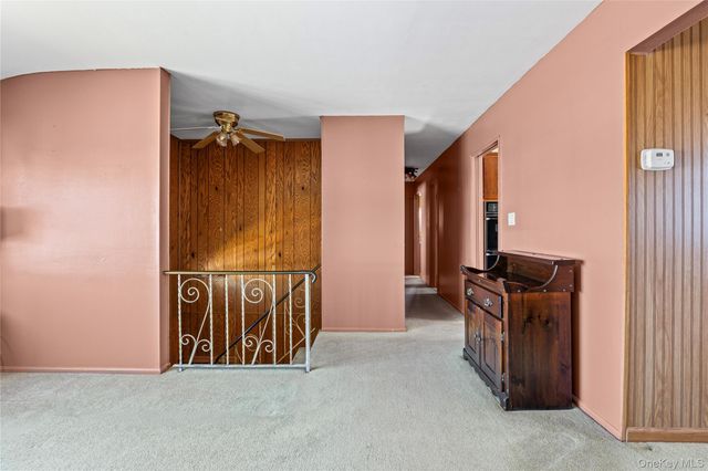 37 Evergreen Avenue, Bethpage, NY 11714