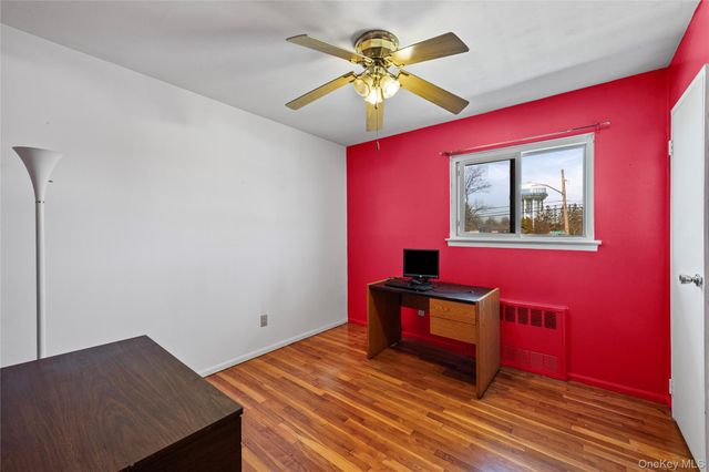 37 Evergreen Avenue, Bethpage, NY 11714