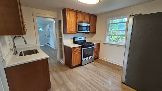 3244 N Osceola Avenue, Chicago, IL 60634