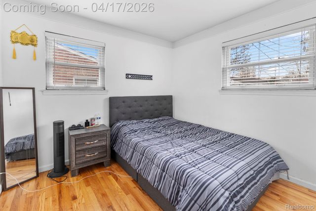 26705 Rouge River Drive, Dearborn Heights, MI 48127