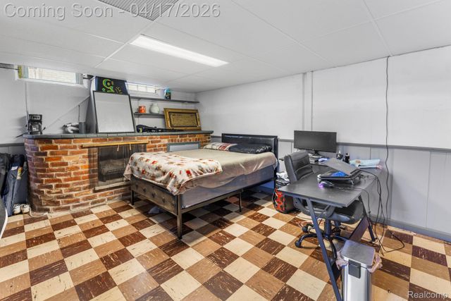 26705 Rouge River Drive, Dearborn Heights, MI 48127