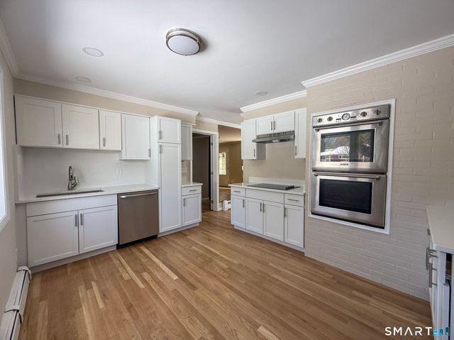 32 Redwood Drive, Bethel, CT 06801