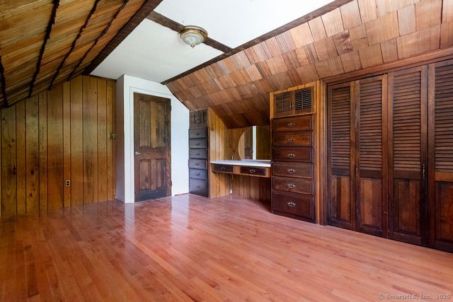 32 Redwood Drive, Bethel, CT 06801