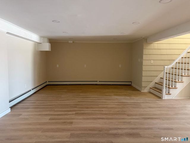 32 Redwood Drive, Bethel, CT 06801