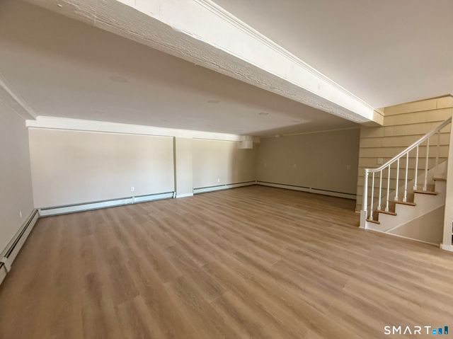 32 Redwood Drive, Bethel, CT 06801