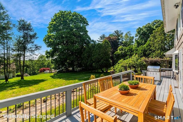 32 Redwood Drive, Bethel, CT 06801