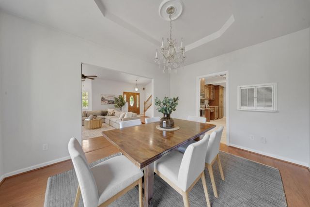 10563 Rim View Circle, Auburn, CA 95603