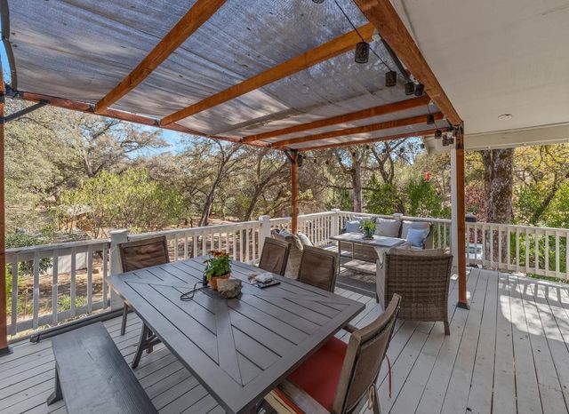 10563 Rim View Circle, Auburn, CA 95603