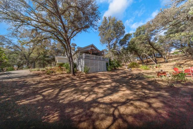 10563 Rim View Circle, Auburn, CA 95603