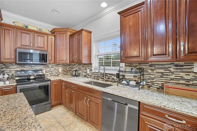 25 Sandelwood Street, Springboro, OH 45066