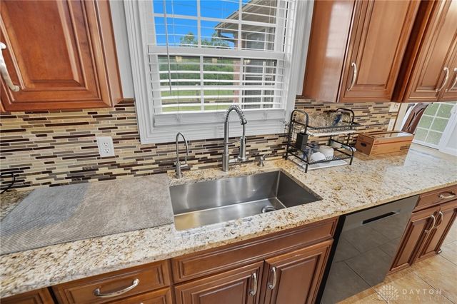 25 Sandelwood Street, Springboro, OH 45066