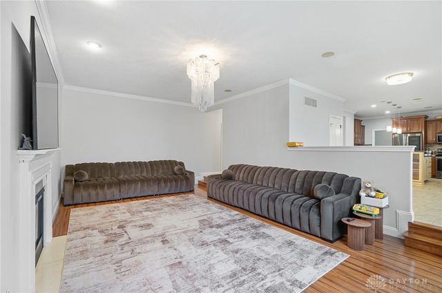 25 Sandelwood Street, Springboro, OH 45066