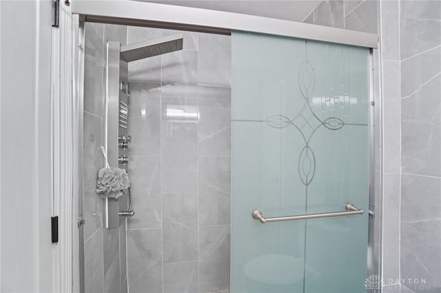 25 Sandelwood Street, Springboro, OH 45066