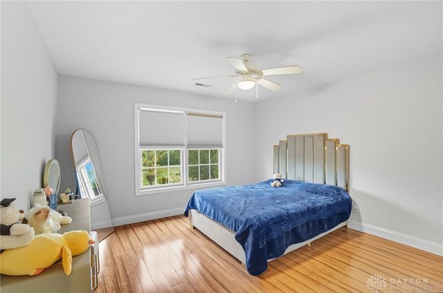 25 Sandelwood Street, Springboro, OH 45066