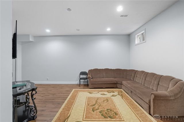 25 Sandelwood Street, Springboro, OH 45066