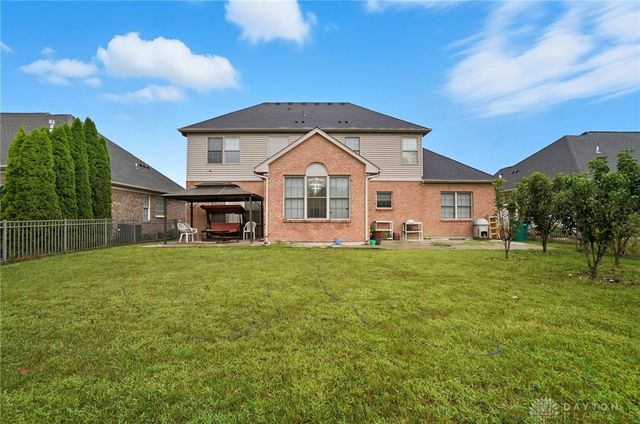 25 Sandelwood Street, Springboro, OH 45066