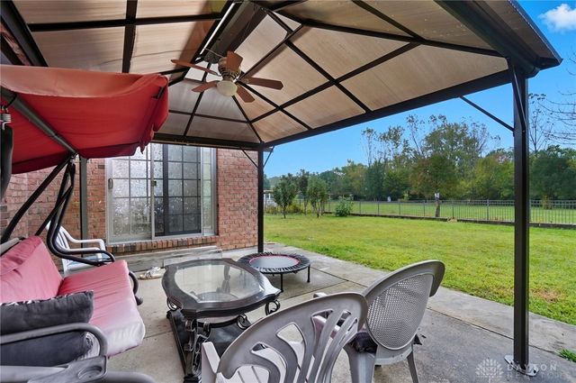 25 Sandelwood Street, Springboro, OH 45066