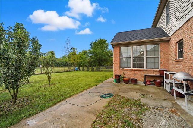 25 Sandelwood Street, Springboro, OH 45066