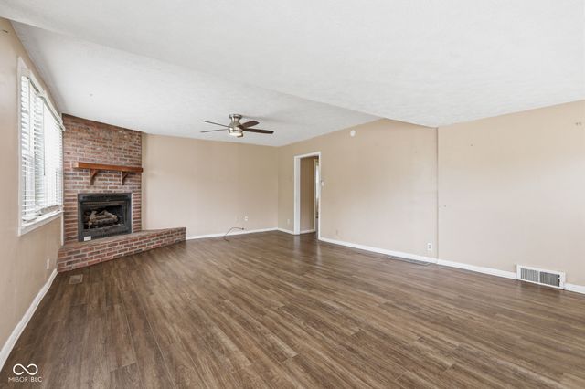 399 N Meridian Street, Greenwood, IN 46143