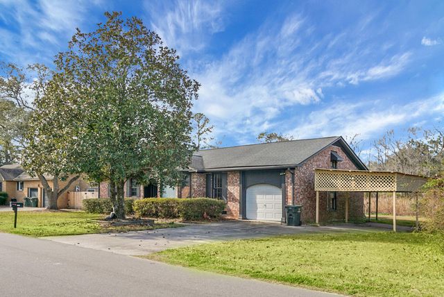 1142 Brookside Drive, Hanahan, SC 29410