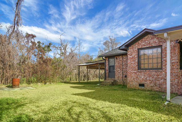 1142 Brookside Drive, Hanahan, SC 29410