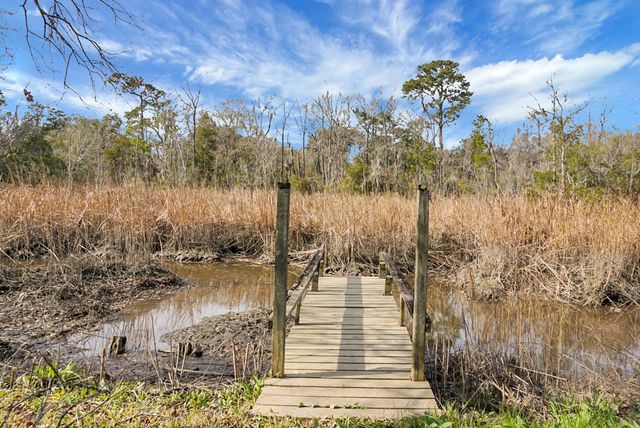 1142 Brookside Drive, Hanahan, SC 29410