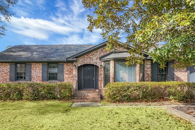 1142 Brookside Drive, Hanahan, SC 29410