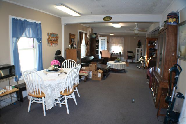 616 N School St, Augusta, KS 67010