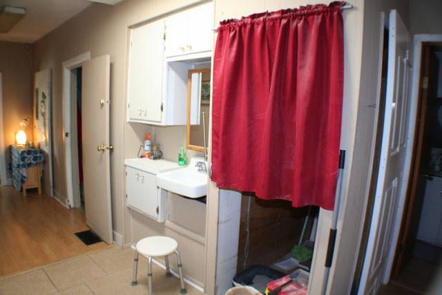 616 N School St, Augusta, KS 67010