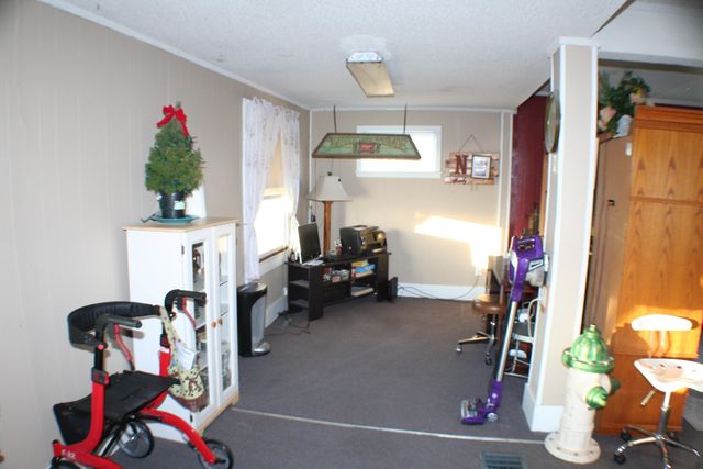 616 N School St, Augusta, KS 67010