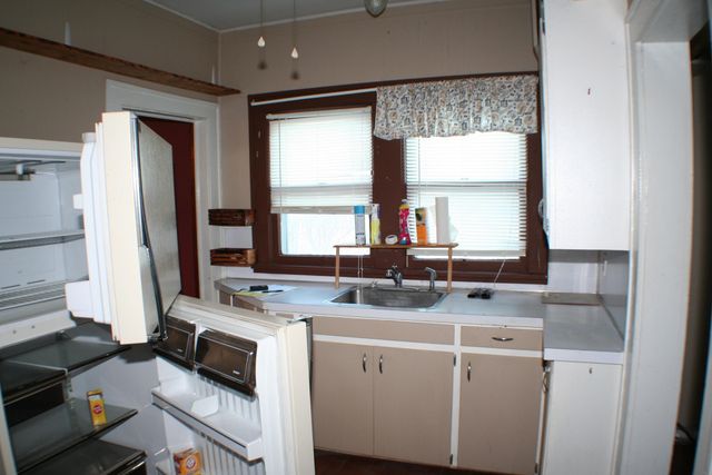 616 N School St, Augusta, KS 67010