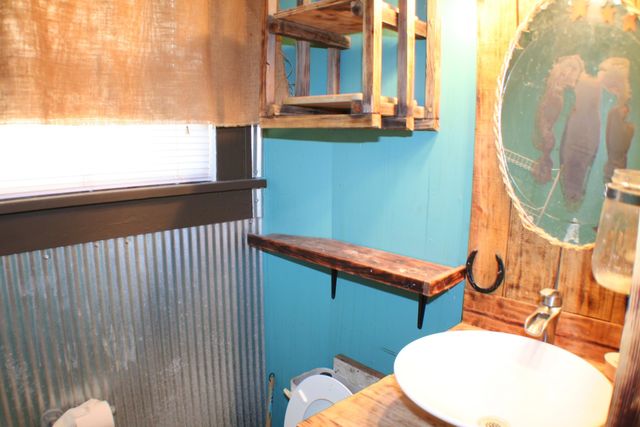 616 N School St, Augusta, KS 67010