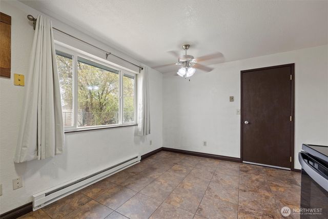 2232 W Spruce St, Moses Lake, WA 98837