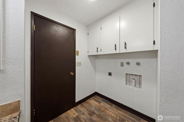 2232 W Spruce St, Moses Lake, WA 98837