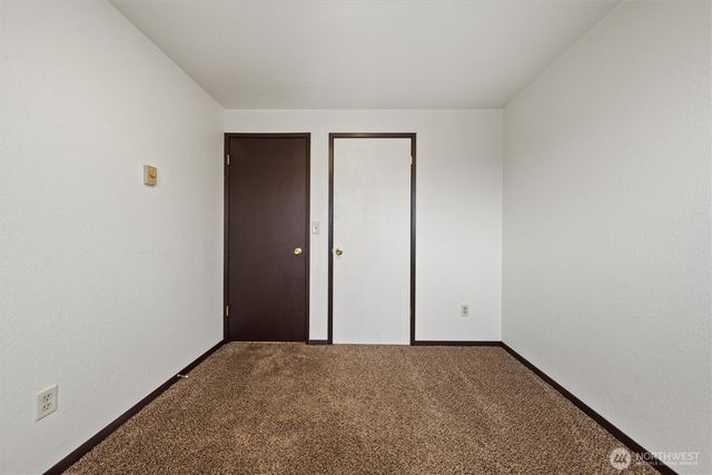 2232 W Spruce St, Moses Lake, WA 98837