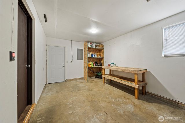 2232 W Spruce St, Moses Lake, WA 98837