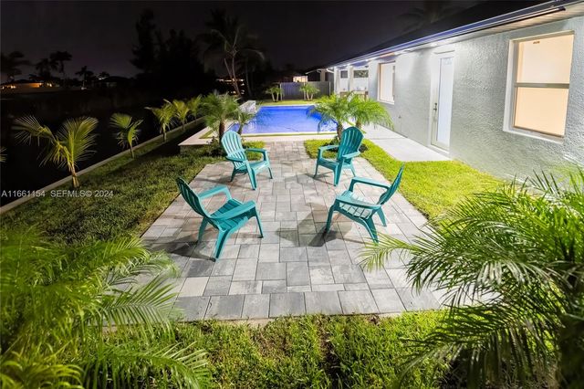 334 SW 21st Terrace, Cape Coral, FL 33991