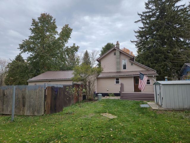 13764 W Ave E, Vicksburg, MI 49097
