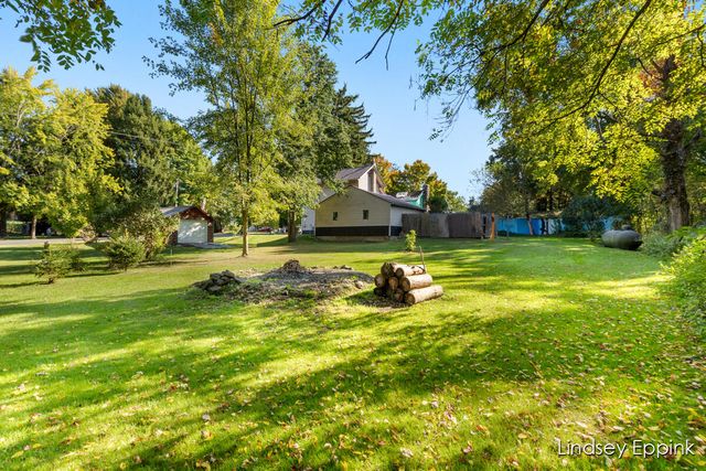 13764 W Ave E, Vicksburg, MI 49097
