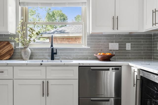 4423 Apollo Street, Houston, TX 77018