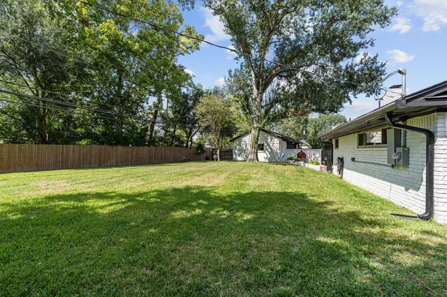 4423 Apollo Street, Houston, TX 77018