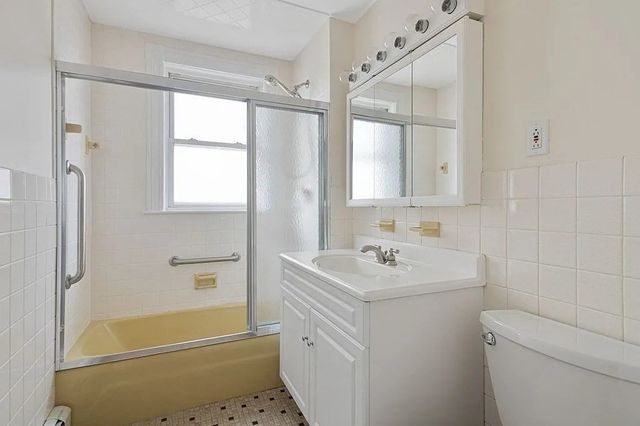 126 Neponset Ave 1, Boston, MA 02122