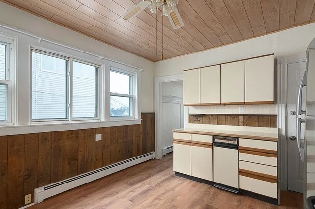 126 Neponset Ave 1, Boston, MA 02122